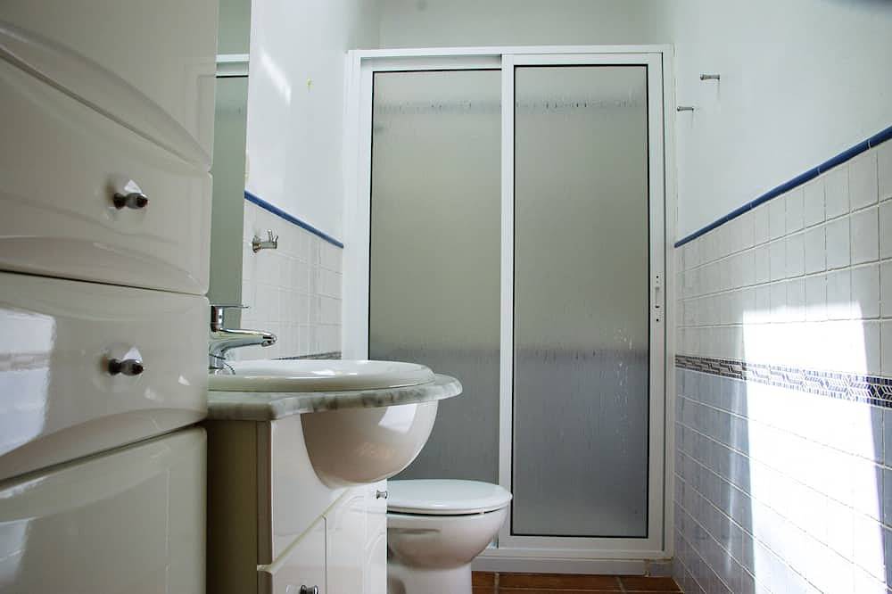 Apartamento con jardín privado, piscina climatizada comunitaria, Tv Satélite in Tahiche, Teguise