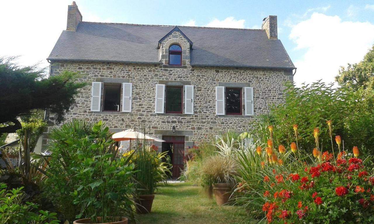 Superior Quadruple Room in Dingé, Région de Rennes