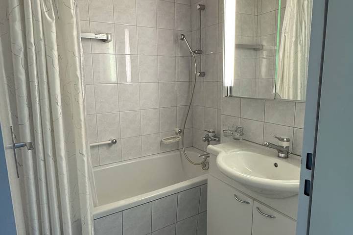 Ganze Wohnung, 3.5-Zimmerwohnung mit Gartenterrasse, im idyllischen Gais für 1-3 Personen in Stoss AR, Gais (Bodensee)