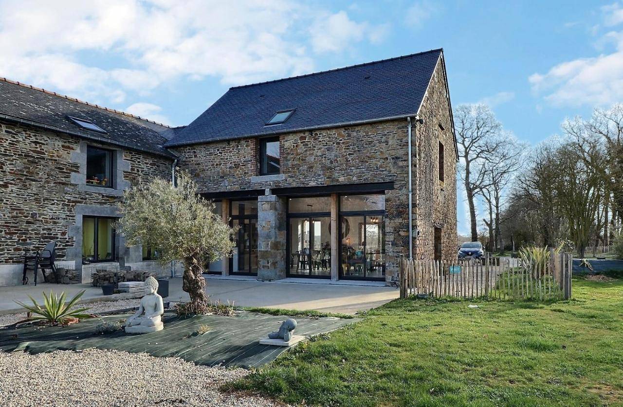 Three-Bedroom House in Dol-de-Bretagne, Région de Saint-Malo