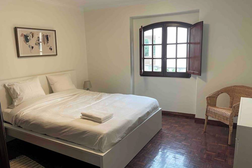 Perfect location in historic center, O Templario Sonolento in Tomar, Santarém District