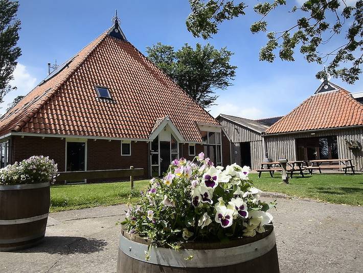 Vakantiehuis voor 23 personen, met Balkon/Terras en Terras in Hindeloopen