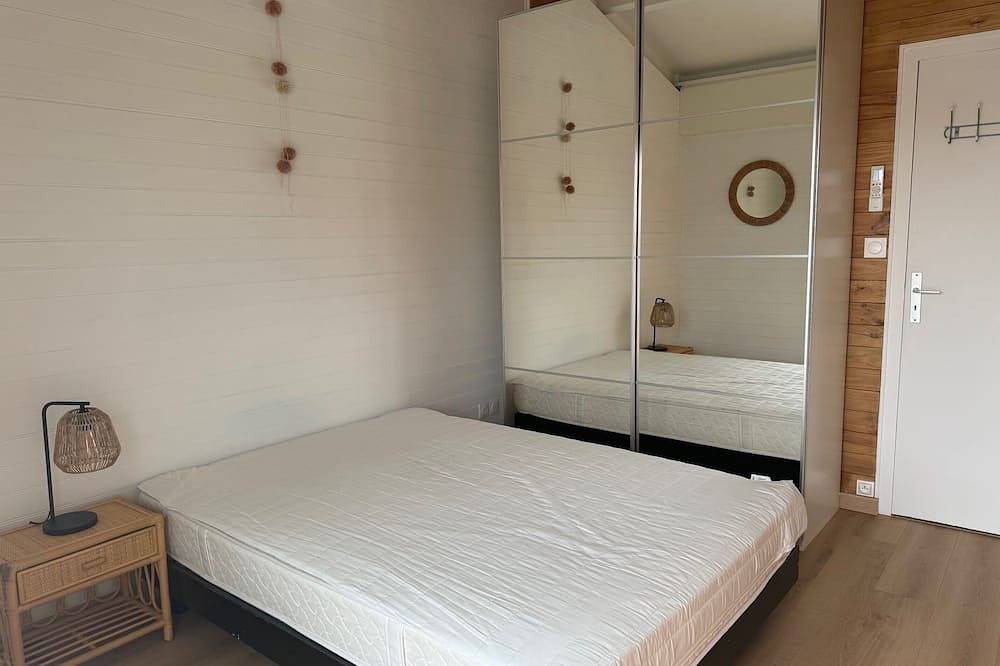 Ganze Wohnung, Appartement Standing 4 Pièces vue Océan du Jardin in Hourtin Plage, Hourtin