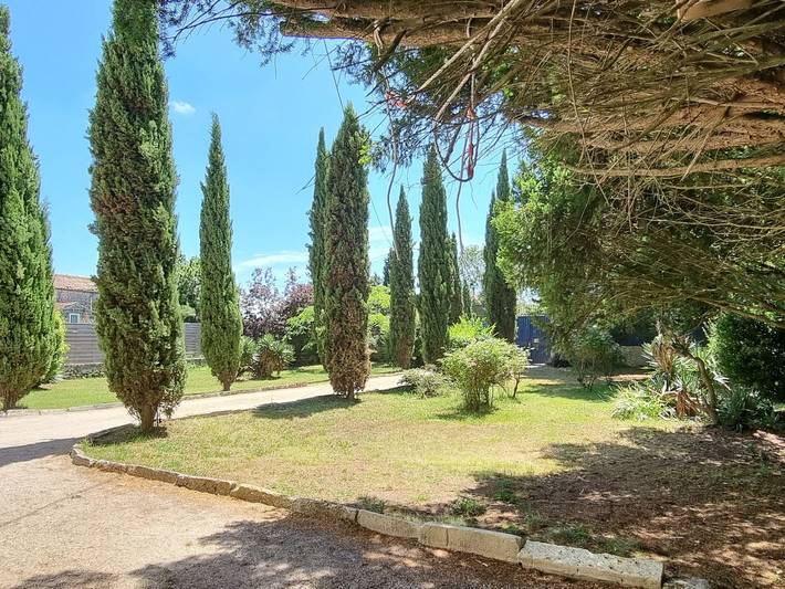 Location de vacances pour 15 personnes, avec piscine et jardin à Saint-Just-Luzac - 3