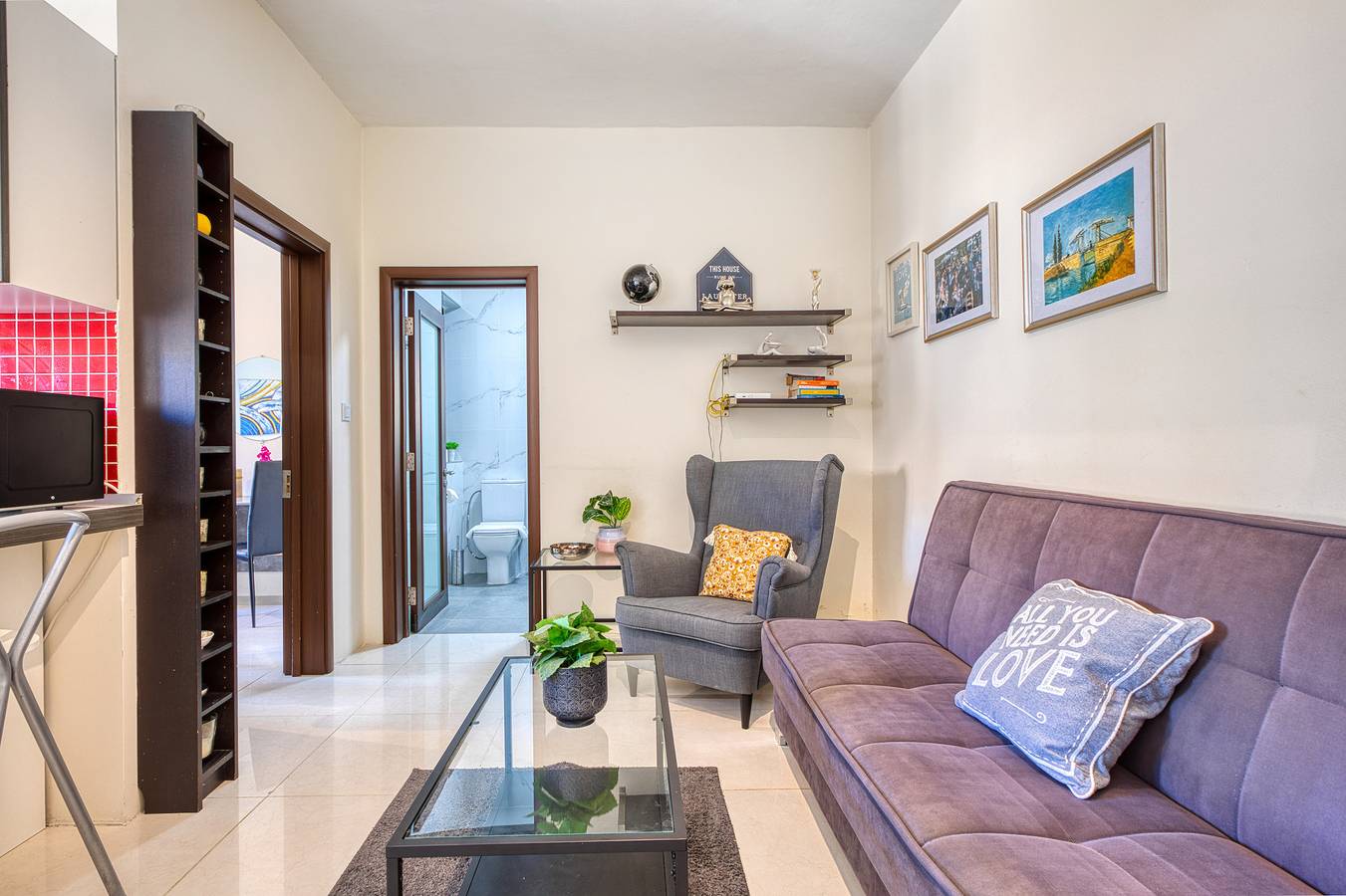 Entire apartment, Holiday apartment for 3 people with balcony in San Giljan, Malta Island