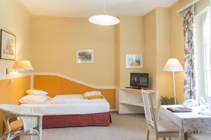 Einzelzimmer - Hotel Landsitz Pichlschloss in Mariahof, Lavanttaler Alpen