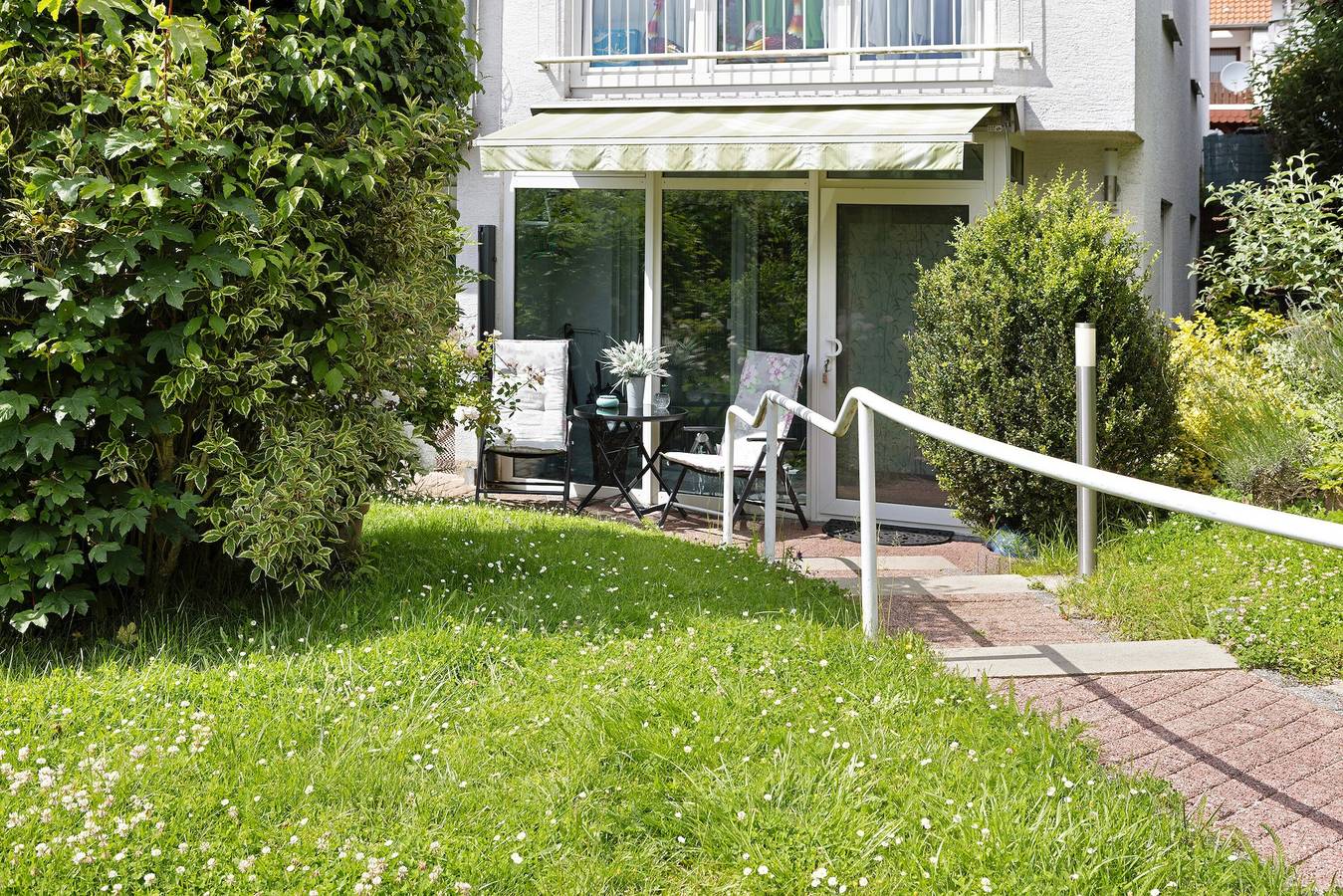 Ganze Wohnung, Ferienwohnung An Der Dönche" mit privater Terrasse, privatem Garten und Wlan in Niederzwehren, Kassel