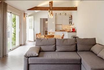 Gîte pour 2 personnes, avec jacuzzi et jardin à Sartrouville