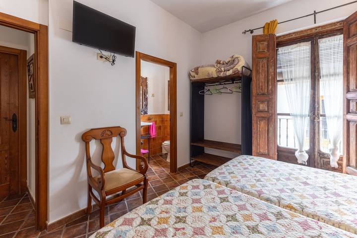 Habitación para 2 personas, con balcón y jardín en Provincia de Toledo - 2