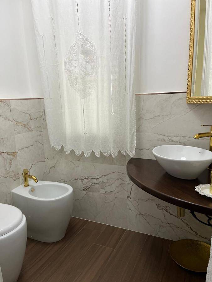 Queen Room with Spa Bath in Riposto, Catania e dintorni