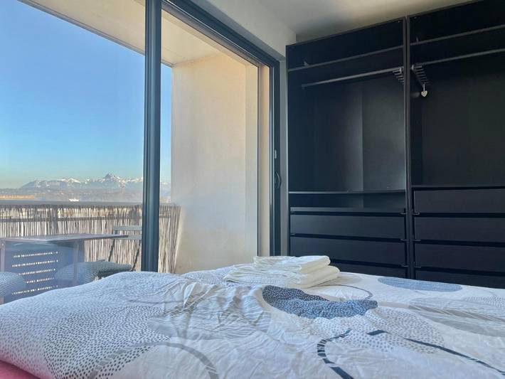 Gîte pour 6 personnes, avec vue sur le lac ainsi que vue et balcon dans Office de Tourisme de Thonon les Bains - 4