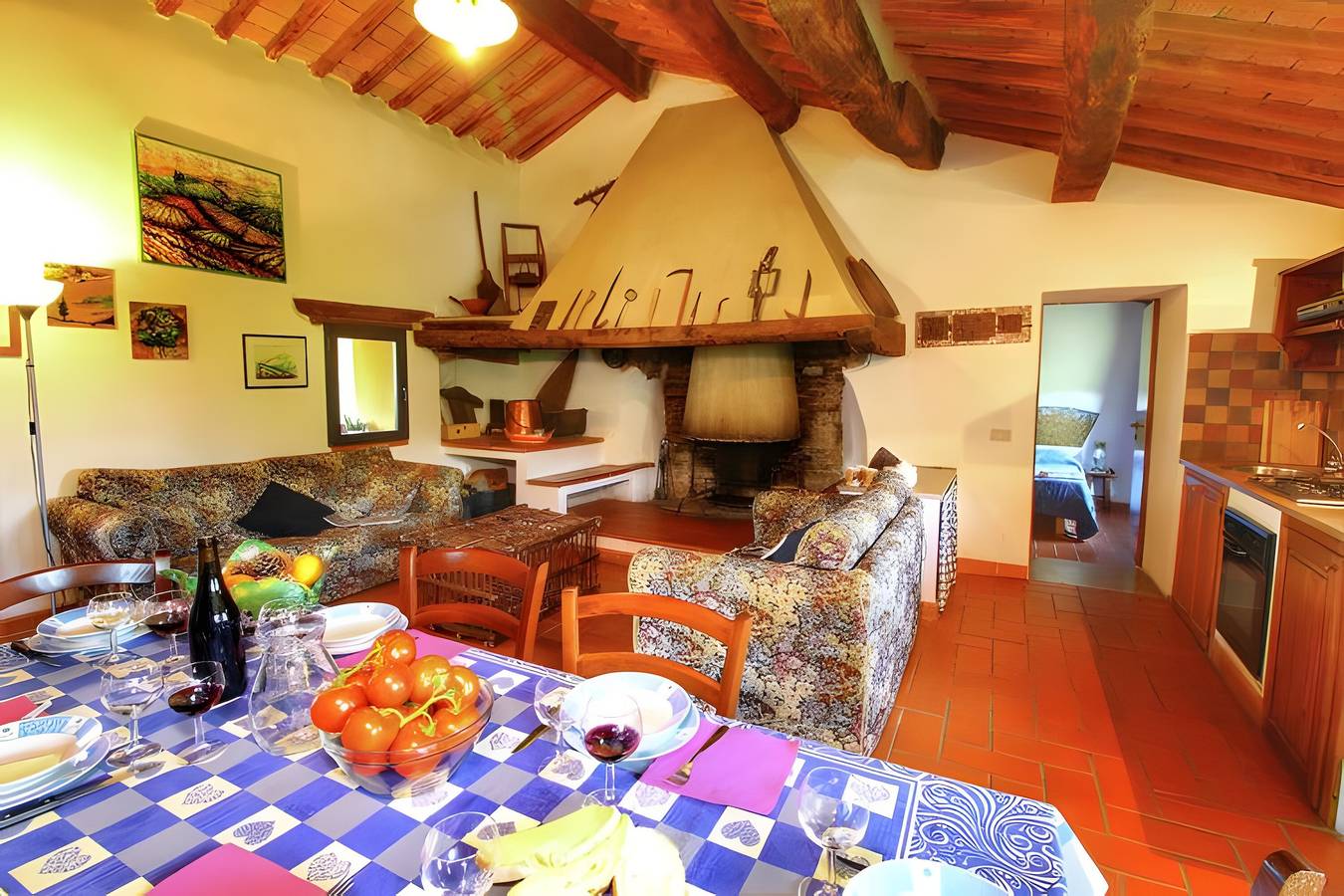 Ganze Wohnung, Apartment „Podere Il Tigliolo Sulla“ mit Gemeinschaftspool, privater Terrasse und Wlan in Castiglione d'Orcia und Umgebung, Orciatal