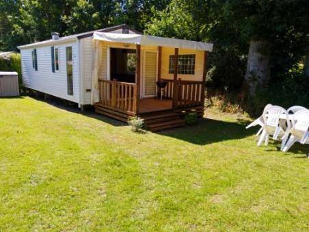 Camping para 5 personas, con piscina además de piscina para niños y jardín en Carnac