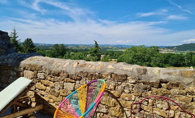 Location de vacances pour 6 personnes, avec Terrasse et Vue à Bozouls