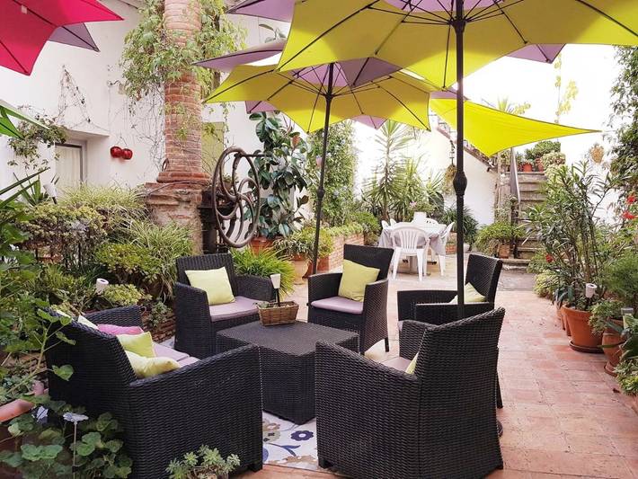 Location de vacances pour 6 personnes, avec Terrasse ainsi que Jardin et Piscine à Rivesaltes