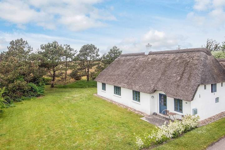 Ferienhaus für 7 Personen, mit Terrasse und Whirlpool - 1