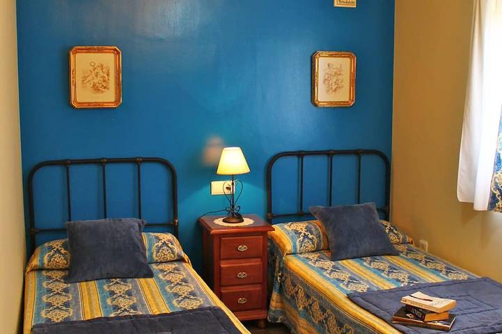 Location de vacances pour 6 personnes, avec jardin et terrasse, animaux acceptés à Carcabuey - 4