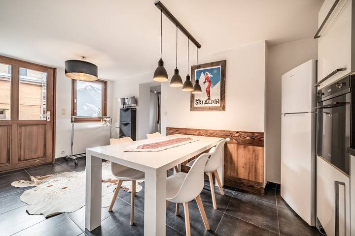 Ganze Wohnung, Appartement „Martonne Le Rez“ mit Bergblick und WLAN in Châtel, Les Portes du Soleil
