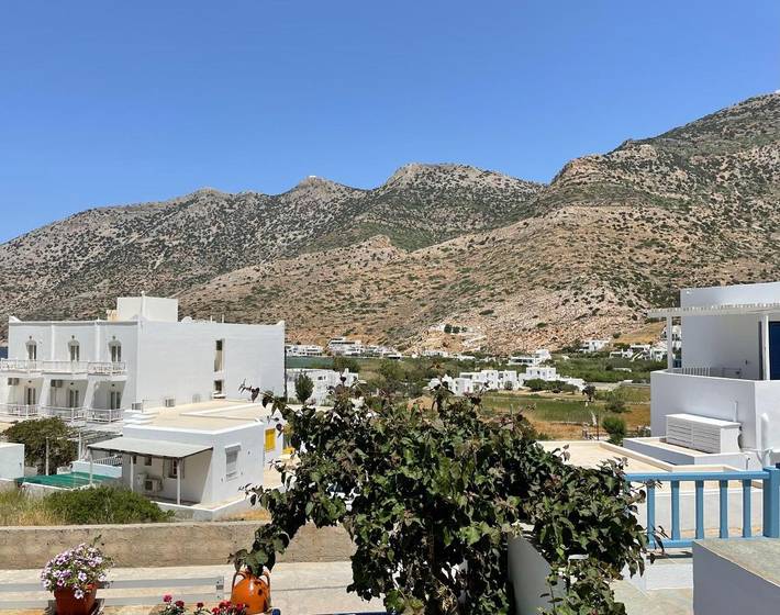 Gîte pour 4 personnes, avec terrasse dans Kamarès - 3