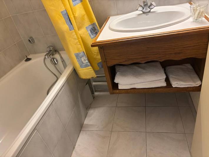 Hôtel pour 2 personnes, avec vue et terrasse dans Précy-sous-Thil - 3