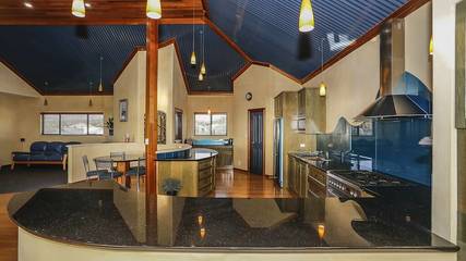 Holiday Home for 12 People in Western Australia, Australia, Photo 4