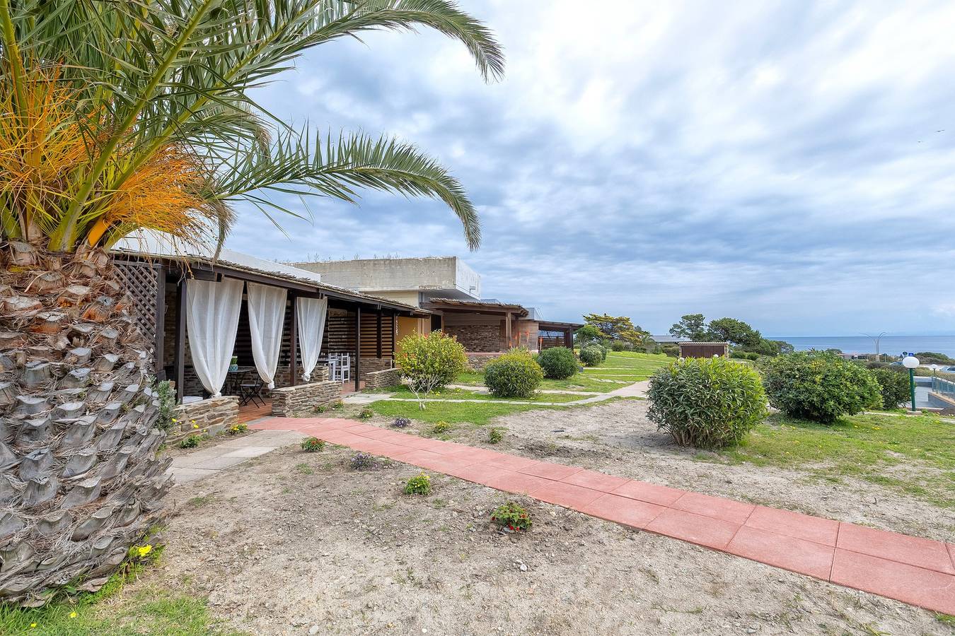 Casa vacacional 'Fiamma' con vistas al mar, terraza privada y aire acondicionado in Stintino, Nurra