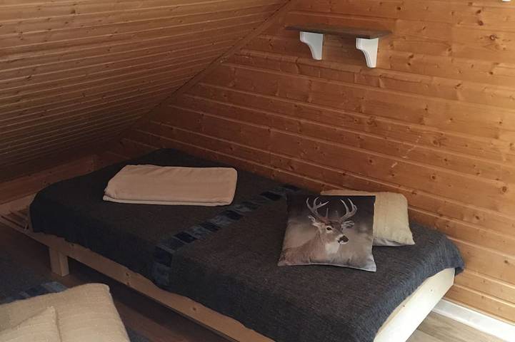 Chalet pour 10 personnes, avec piscine ainsi que balcon et sauna à Saint-François-Longchamp - 4