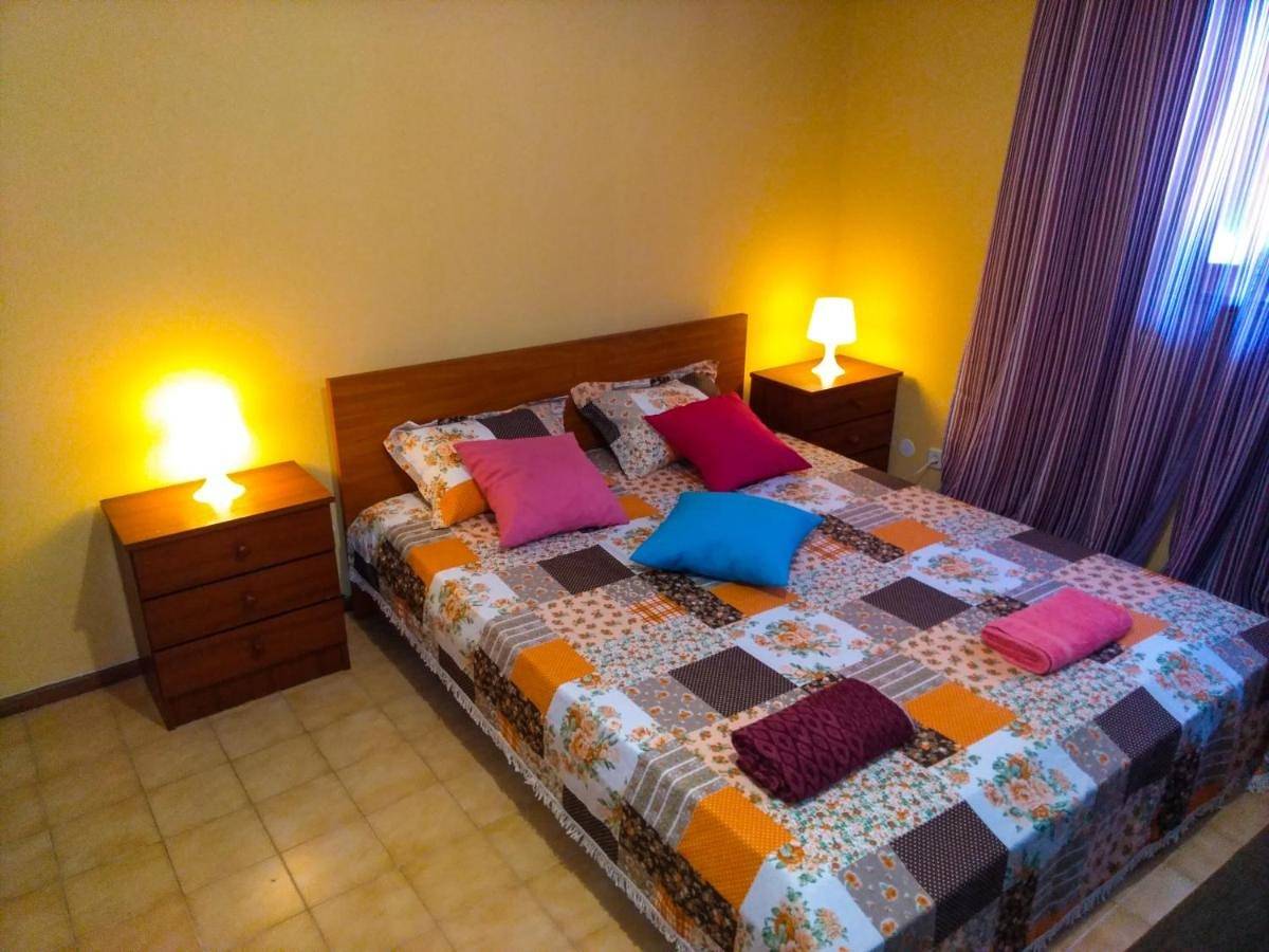 Triple Room with Private Bathroom in Braga, District de Braga
