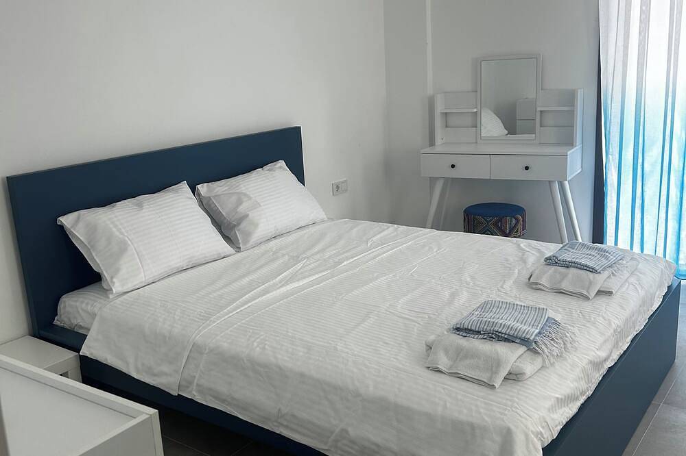 50m to the Beach – Private Courtyard House, Sleeps 6 in Bodrum, Muğla Province