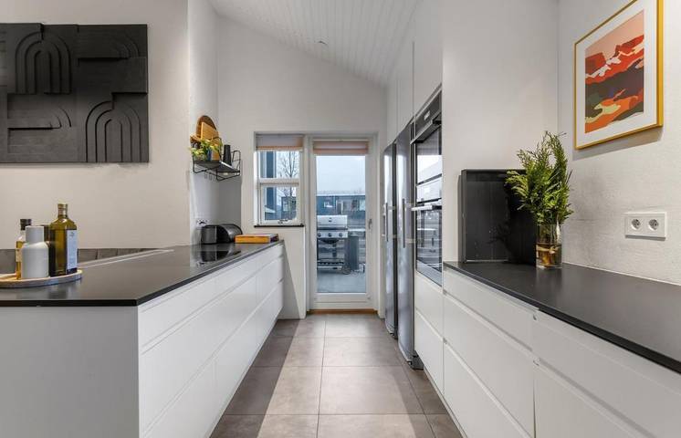 Ferienhaus für 12 Personen, mit Sauna und Whirlpool sowie Balkon - 1