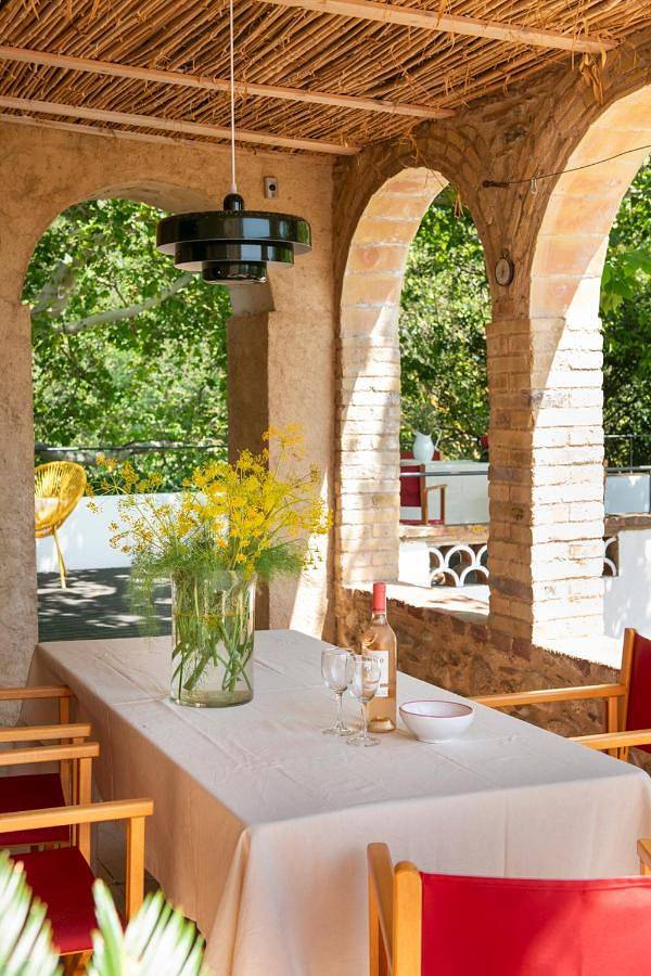 Location de vacances pour 4 personnes, avec piscine ainsi que vue et jardin, animaux acceptés à Cantallops - 2