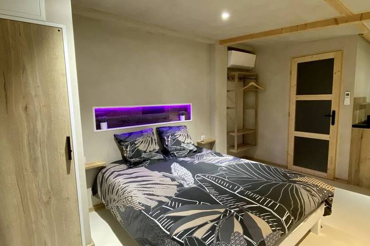 Gîte pour 2 personnes, avec terrasse à Foucherans - 2