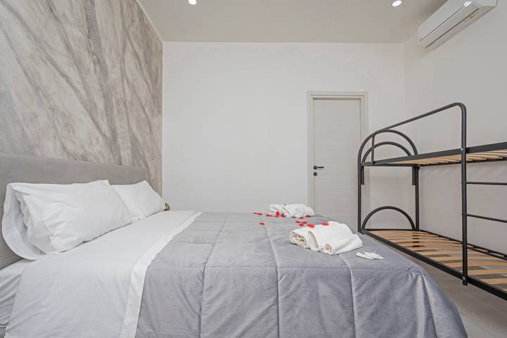 Pm House - Chambre quadruple in Misterbianco, Province de Catania