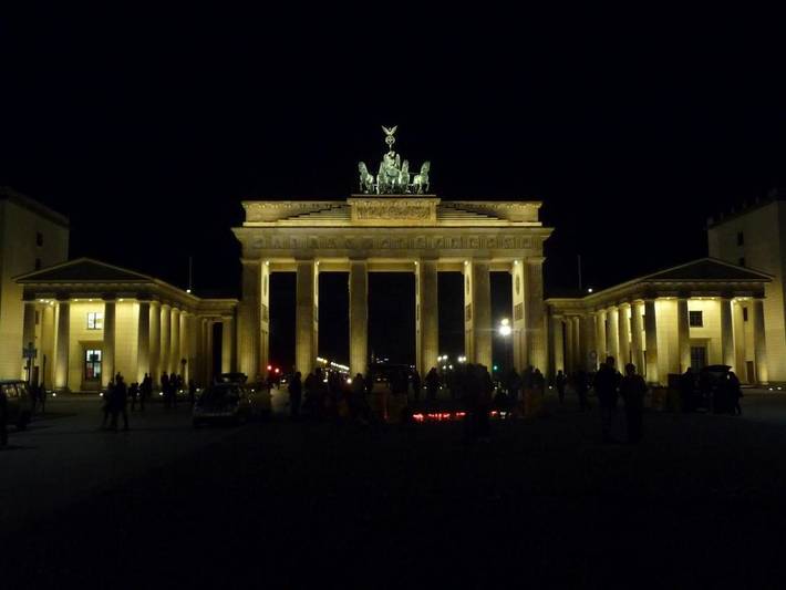Ferienwohnung für 2 Personen, mit Balkon und Ausblick am Brandenburger Tor