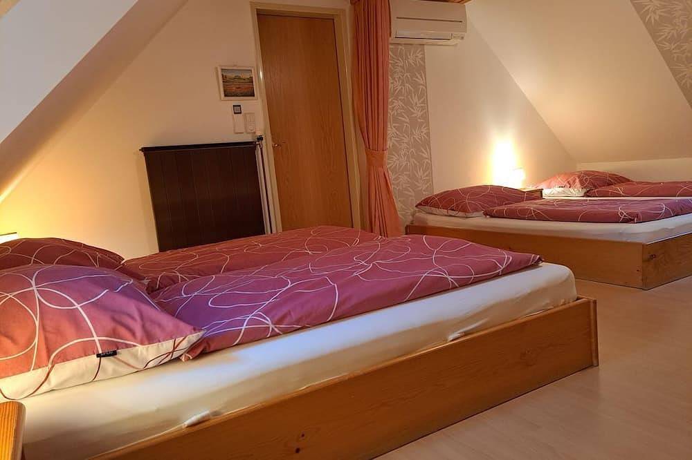 Ganze Wohnung, Ferienhaus Schönmaier - Ferienhaus Bauernhof \"Kochwagner\" in Südoststeiermark, Gnas