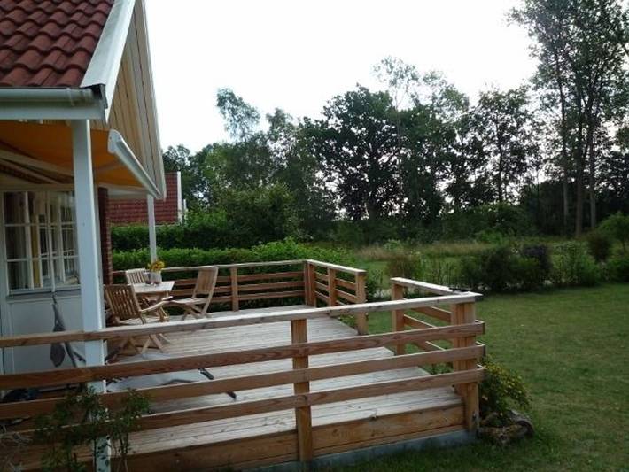 Ferienhaus für 5 Personen, mit Garten und Terrasse sowie Sauna und Seeblick, kinderfreundlich in Krakow am See - 3