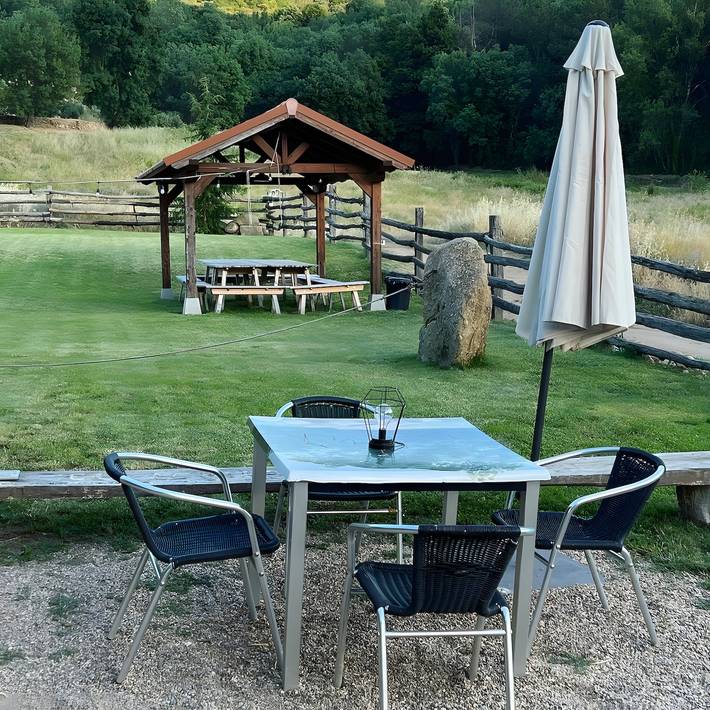 Villaggio vacanze per 24 persone, con Giardino
