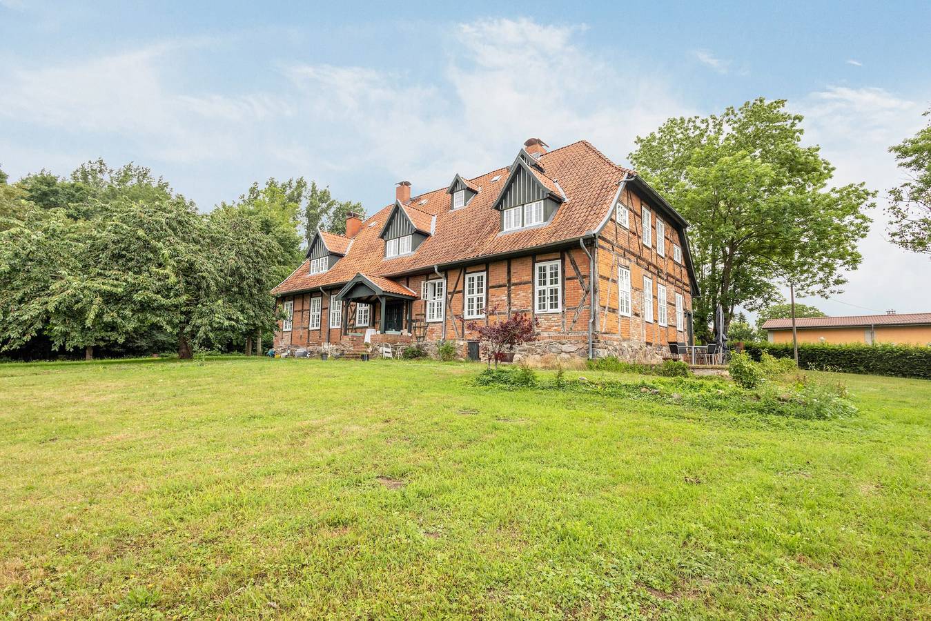 Ganze Wohnung, Apartment Gutshaus Benckendorf nur 4 Min. zum Strand, nach Travemünde und direkt am Dassower See in Dassow, Nordwestmecklenburg (Wismar und Umgebung)