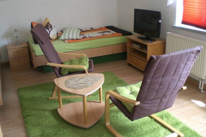 Ferienwohnung für 2 Personen, mit Garten in Gelenau (Erzgebirge) - 3