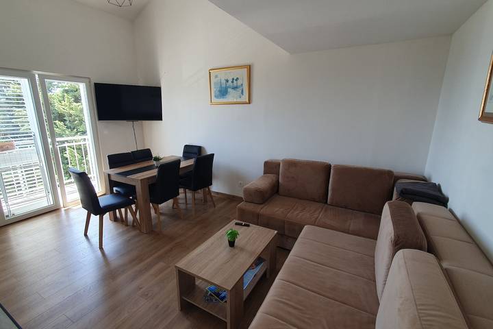 Ganze Wohnung, 2-Zimmer-Ferienwohnung mit Terrasse und Meerblick Komiza, Vis -a in Komiza, Split-Dalmatien