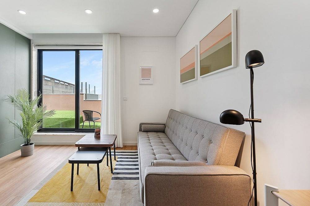 Apartamento De Férias para 3 Pessoas em Ramalde, Distrito do Porto