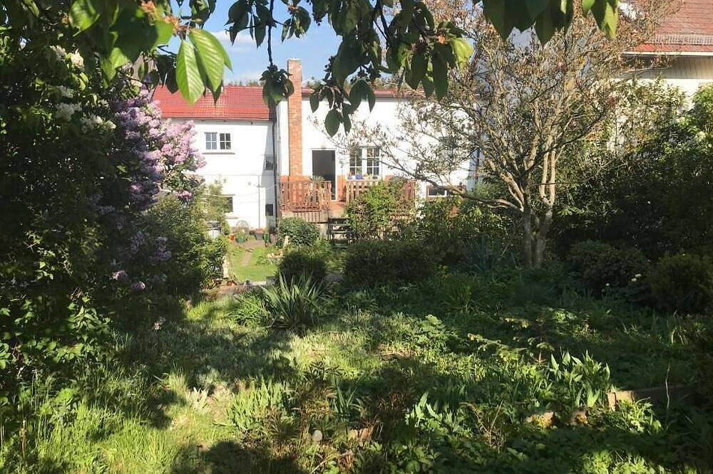 Ganze Wohnung, Unterkunft in Ilmenau für bis zu 7 Personen (mit Garten) in Langewiesen, Thüringer Kernland