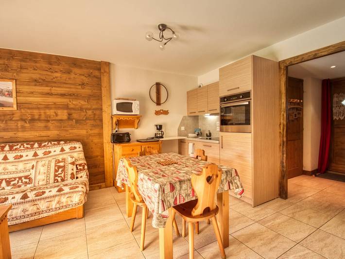 Gîte pour 4 personnes, avec terrasse à Morillon