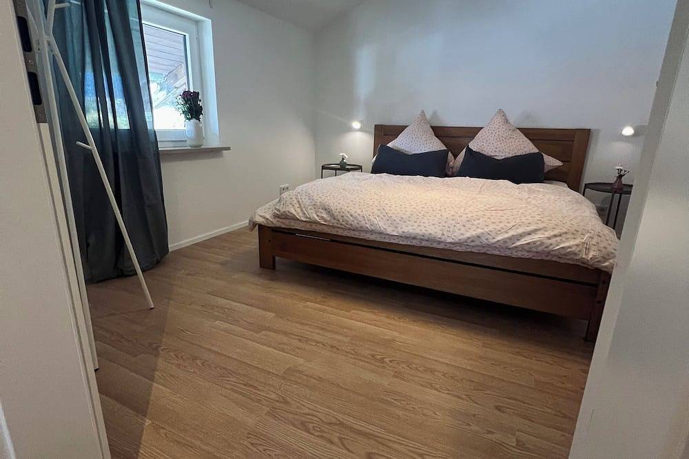 Ganze Wohnung, Gemütliche Ferienwohnung mit Balkon und Bergblick in Oberau, Bayerische Alpen