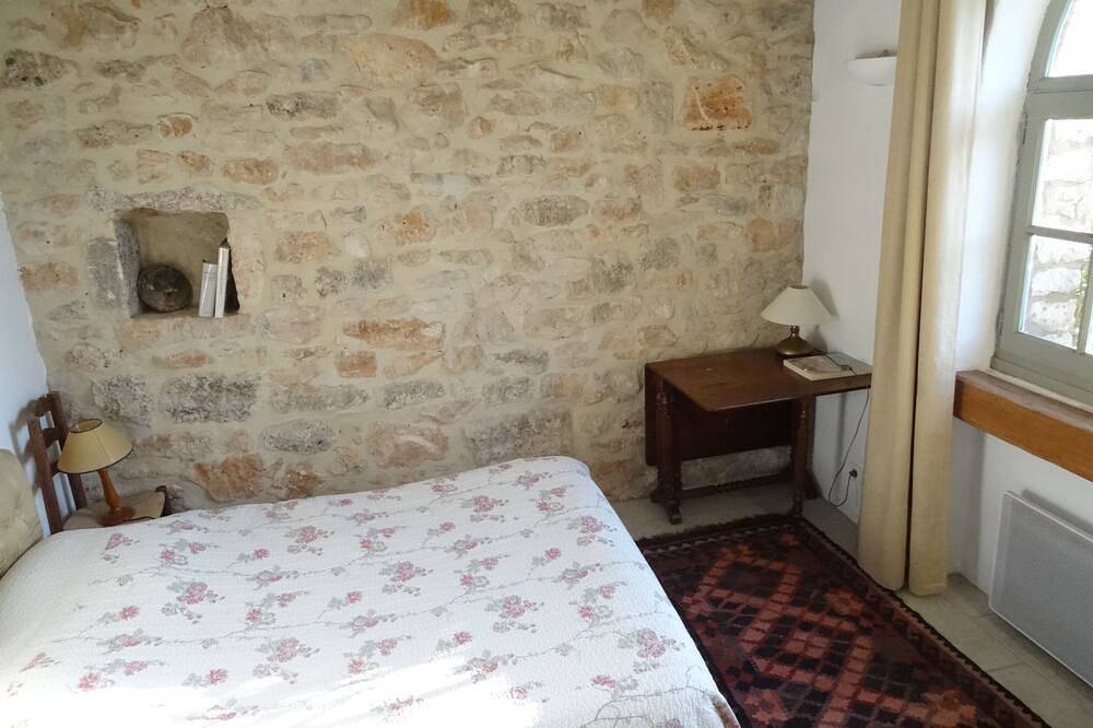 Grand mas de caractère, piscine privée, idéale pour 2 familles in Montclus, Région de Nîmes