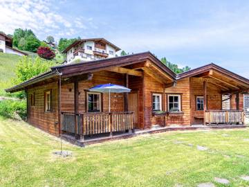 Chalet für 4 Personen, mit Balkon/Terrasse in Tirol