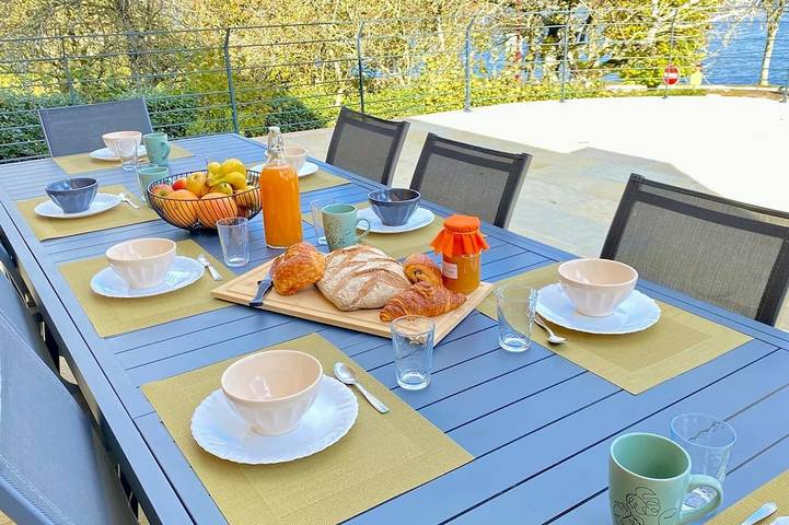 Location de vacances pour 8 personnes à Villefranche-de-Panat