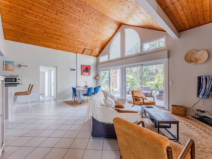 Location de vacances pour 6 personnes, avec terrasse et jardin dans Étang de Cazaux et de Sanguinet - 4