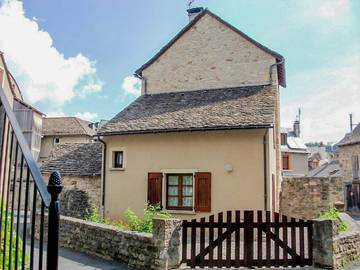 Gîte pour 6 personnes dans Bourgs sur Colagne