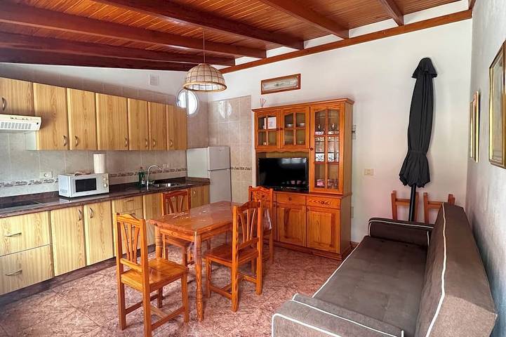 El Rinconcito Home in Tamaduste 5 Min from Beach in Tamaduste, Valverde